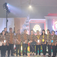 Ka.Kanwil Kemenag Riau hadiri Pembukaan Utsawa Dharma Gita Nasional XIII di Palembang