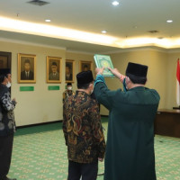 Menag Lantik Rektor UIN Riau dan IAHN Mataram
