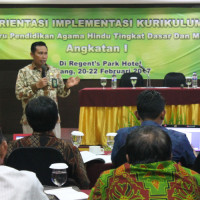 Guru Agama Hindu Jawa Timur Implementasikan Kurikulum 2013