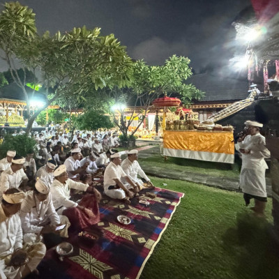 Upacara Pujawali Ke-45 Pura Candra Prabha Jelambar, Dirjen Bimas Hindu Sampaikan Nawa Widha Bhakti